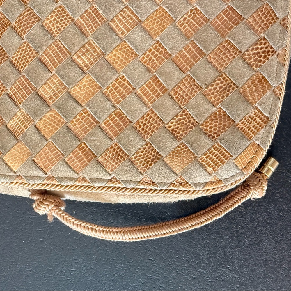 Bottega Veneta Suede Intrecciato Vintage Tan Woven Crossbody Bag - Picture 6 of 16